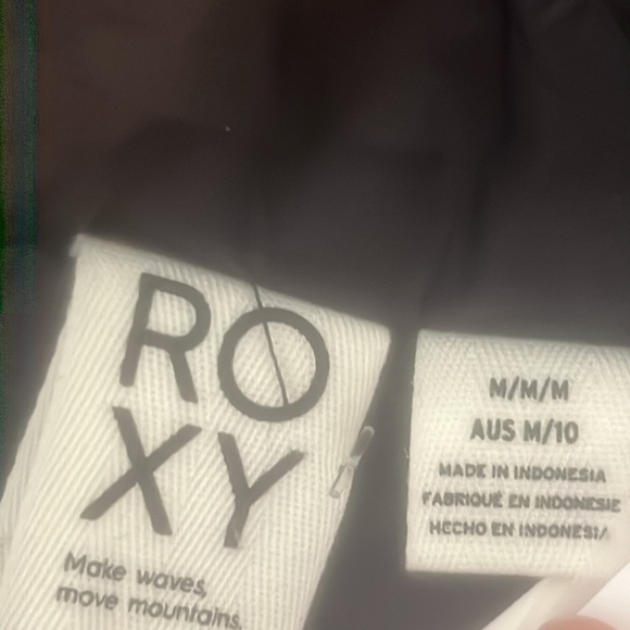 ROXY Wind Swift Hooded Black Puffer Jacket Women's Size M NWT - Picture 8 of 10